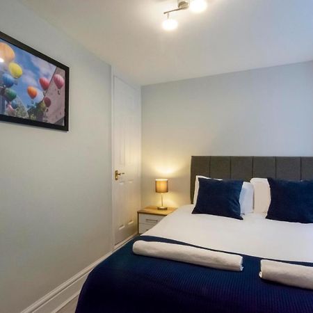 Free Parking! Very Large 2 Bedroom Clifton Flat Μπρίστολ Εξωτερικό φωτογραφία