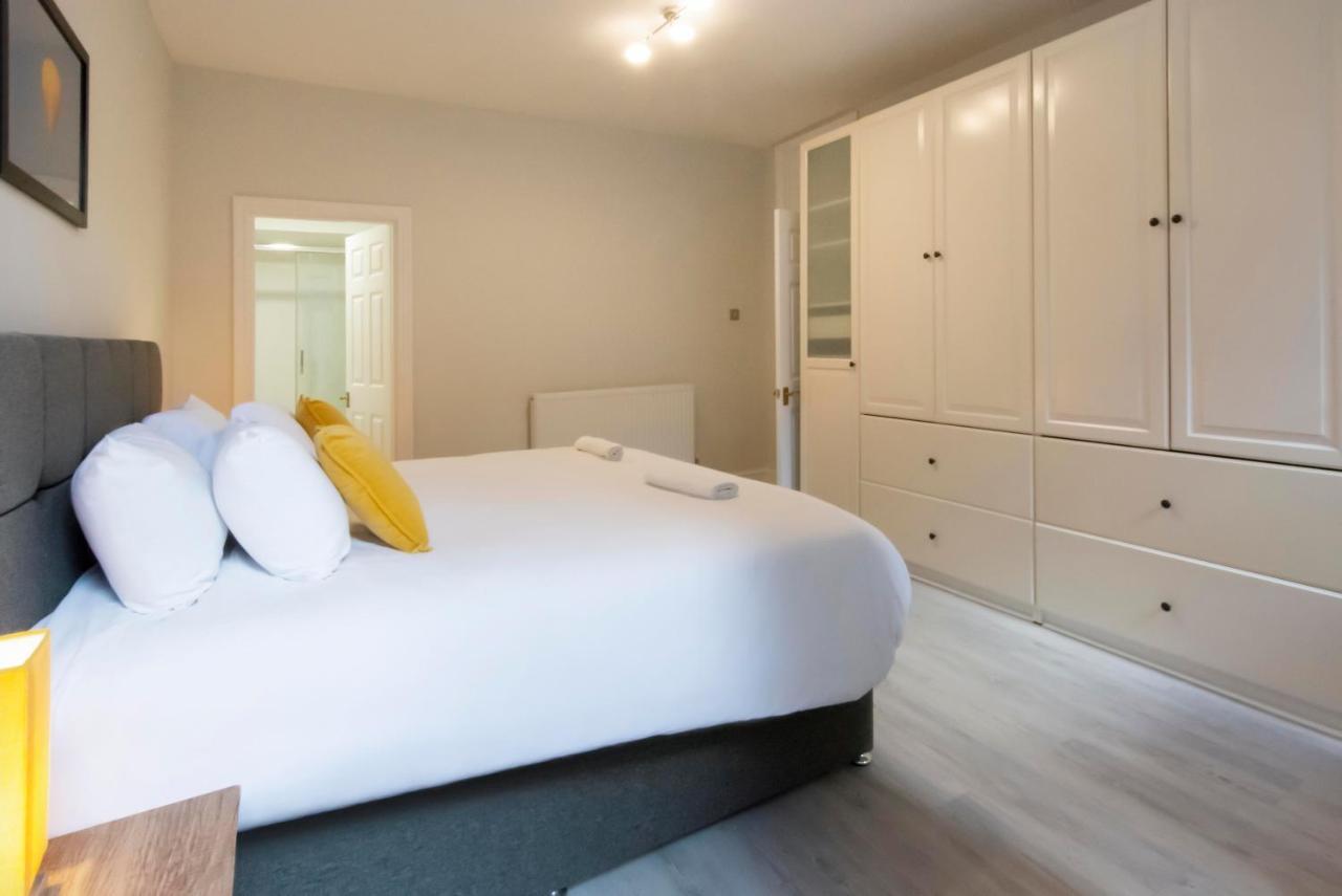 Free Parking! Very Large 2 Bedroom Clifton Flat Μπρίστολ Εξωτερικό φωτογραφία