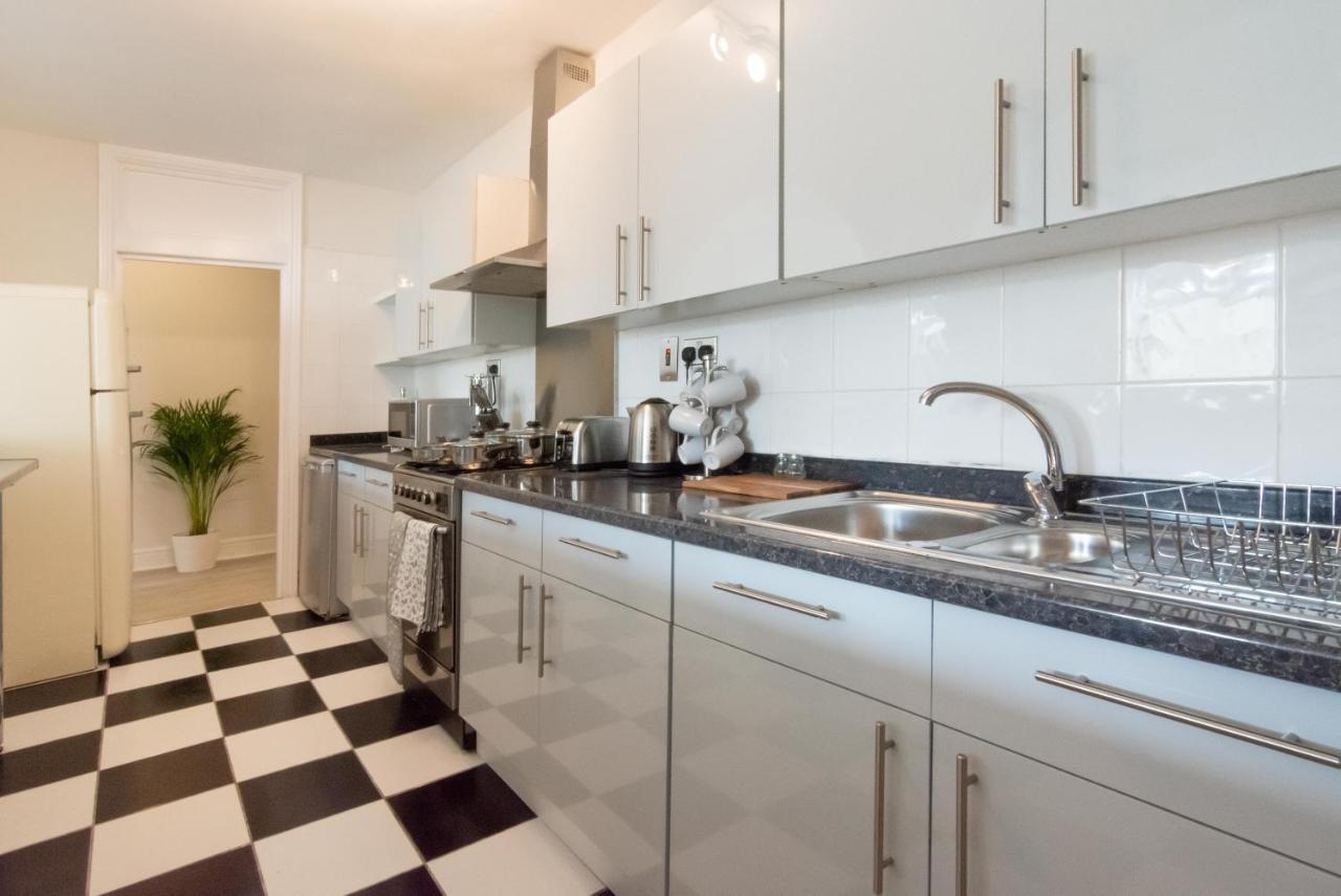 Free Parking! Very Large 2 Bedroom Clifton Flat Μπρίστολ Εξωτερικό φωτογραφία