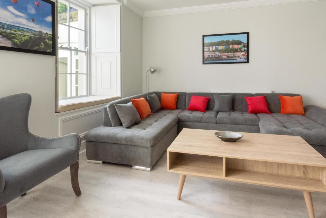 Free Parking! Very Large 2 Bedroom Clifton Flat Μπρίστολ Εξωτερικό φωτογραφία