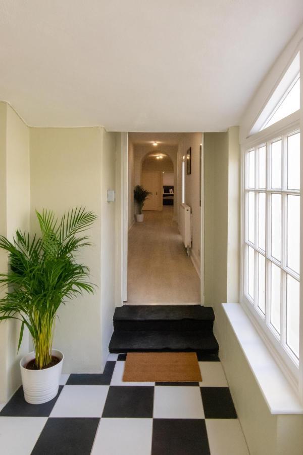 Free Parking! Very Large 2 Bedroom Clifton Flat Μπρίστολ Εξωτερικό φωτογραφία