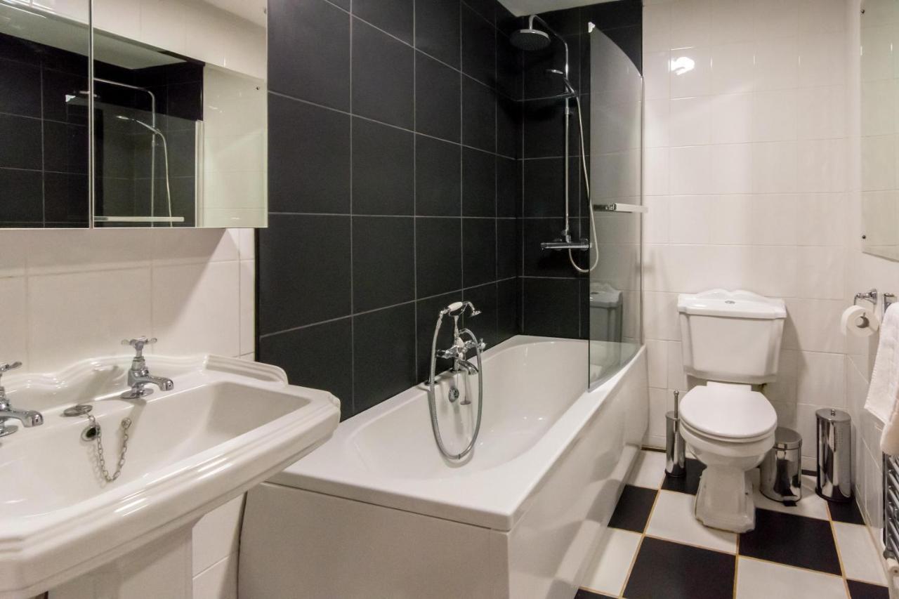 Free Parking! Very Large 2 Bedroom Clifton Flat Μπρίστολ Εξωτερικό φωτογραφία